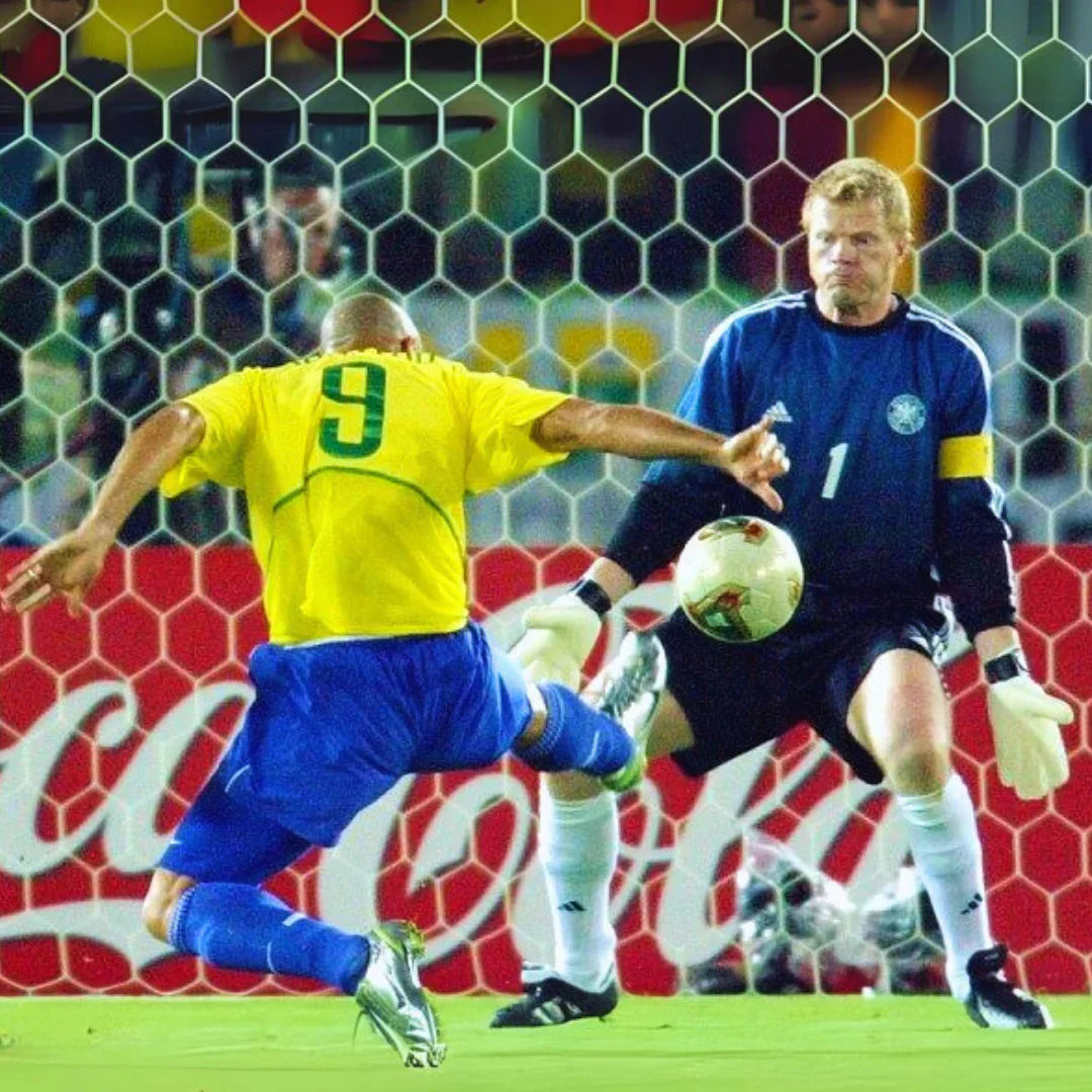 Brazil 2002 Home — Ronaldo R9 #9