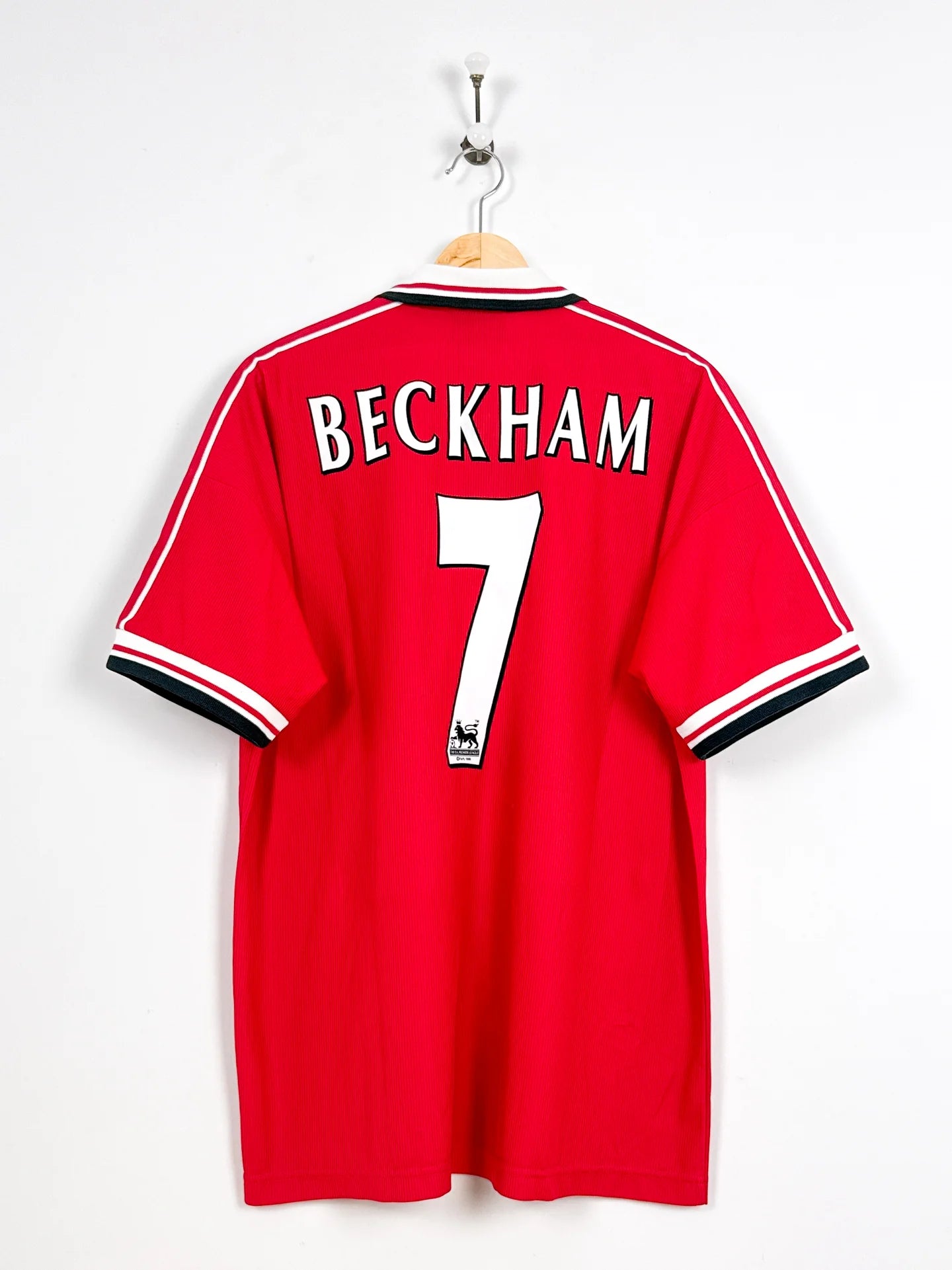Manchester United 1998 Home — Beckham #7